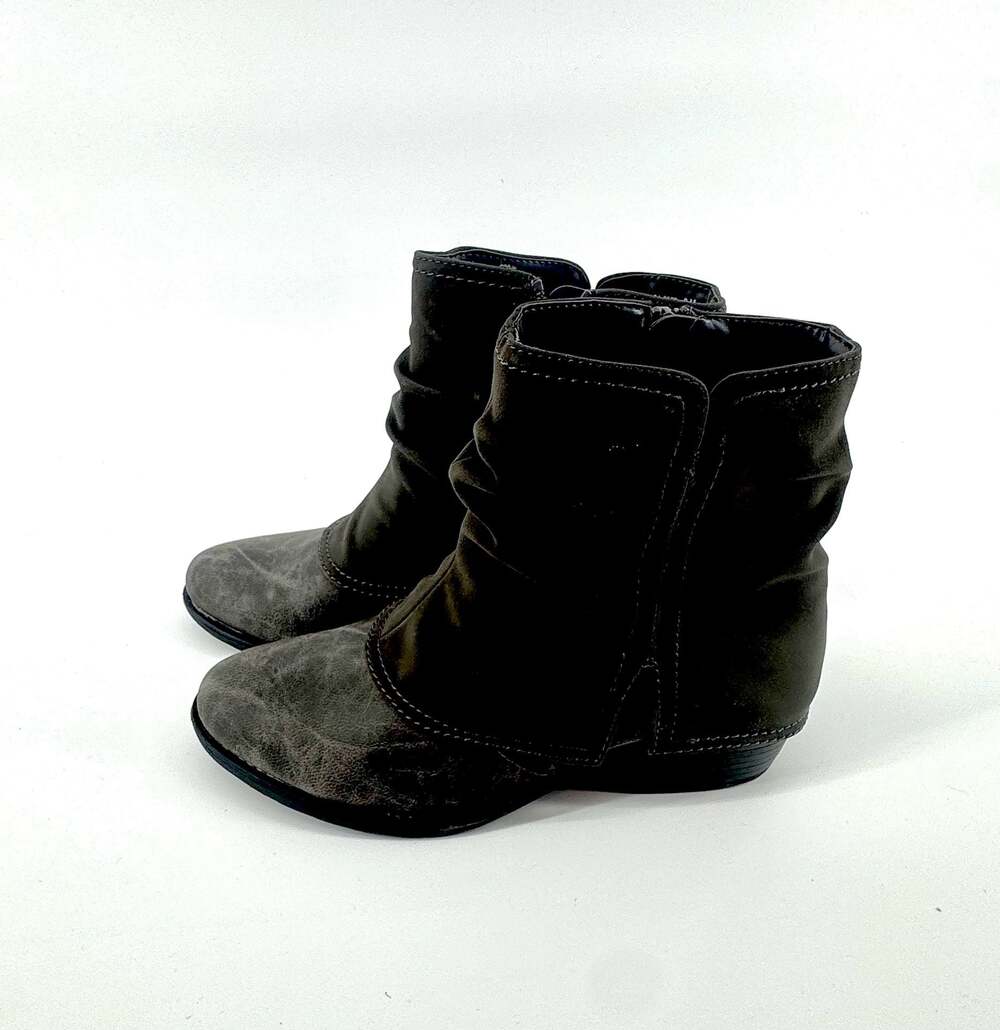 Easy Street Kudos Women's Slouch Ankle Boots Size 8 M Grey Combo 3057 NIB